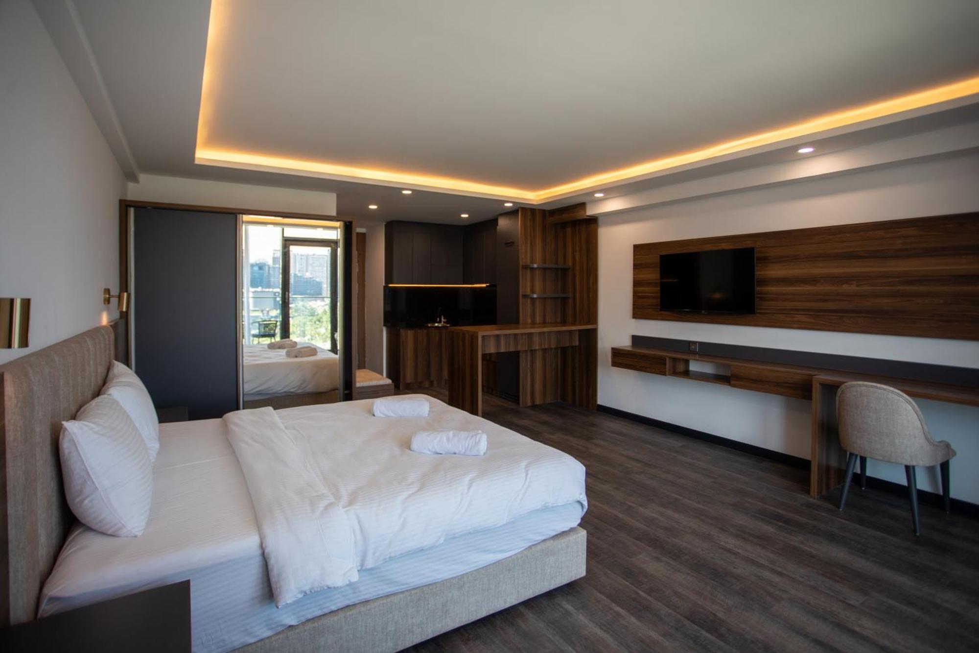 Batumi View Luxury Hotel Ngoại thất bức ảnh